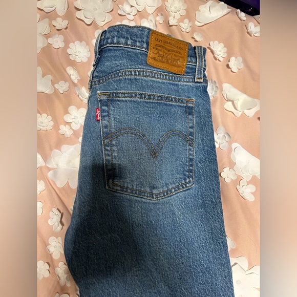 Levi’s wedgie jeans - Picture 3 of 6